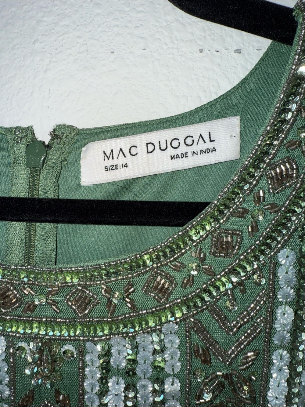 MAC DUGGAL DRESS - Picture 12 of 15